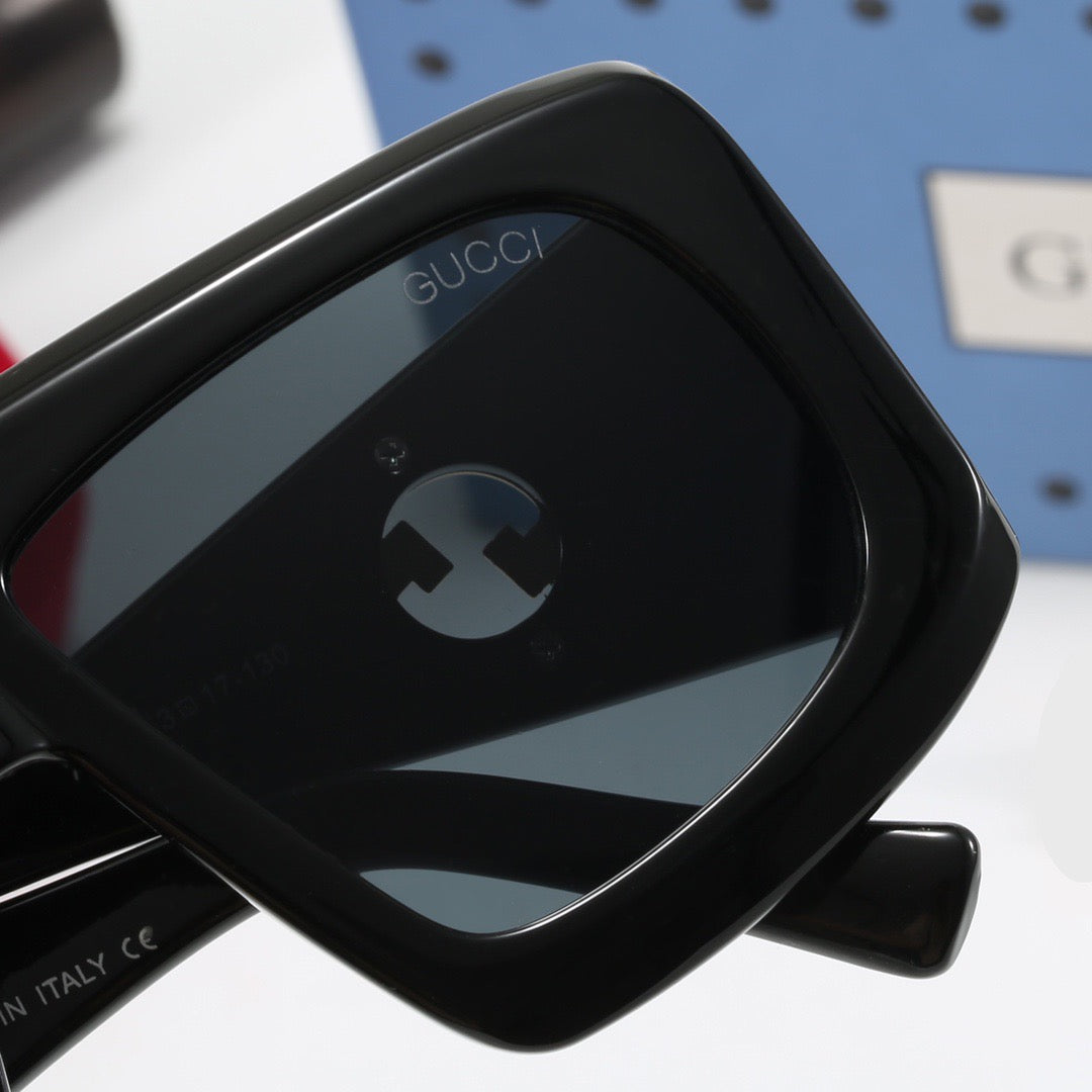 4-color fashionable PR letter temple sunglasses