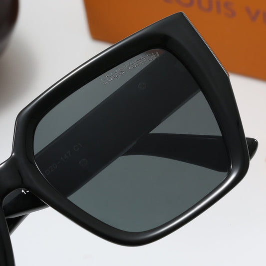 5-color fashion four-leaf clover letter temple sunglasses