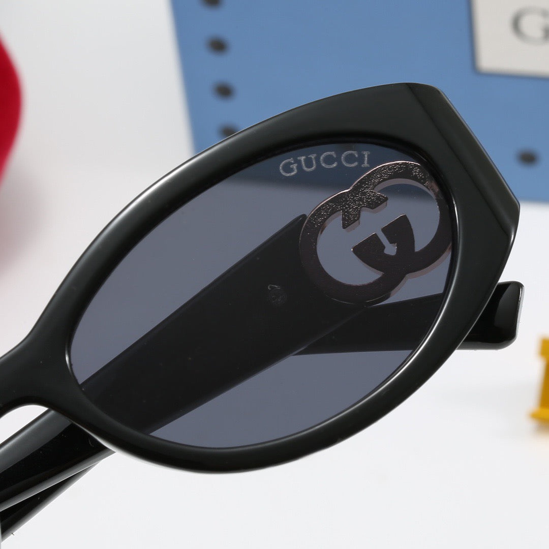 4-color fashionable new double G sunglasses