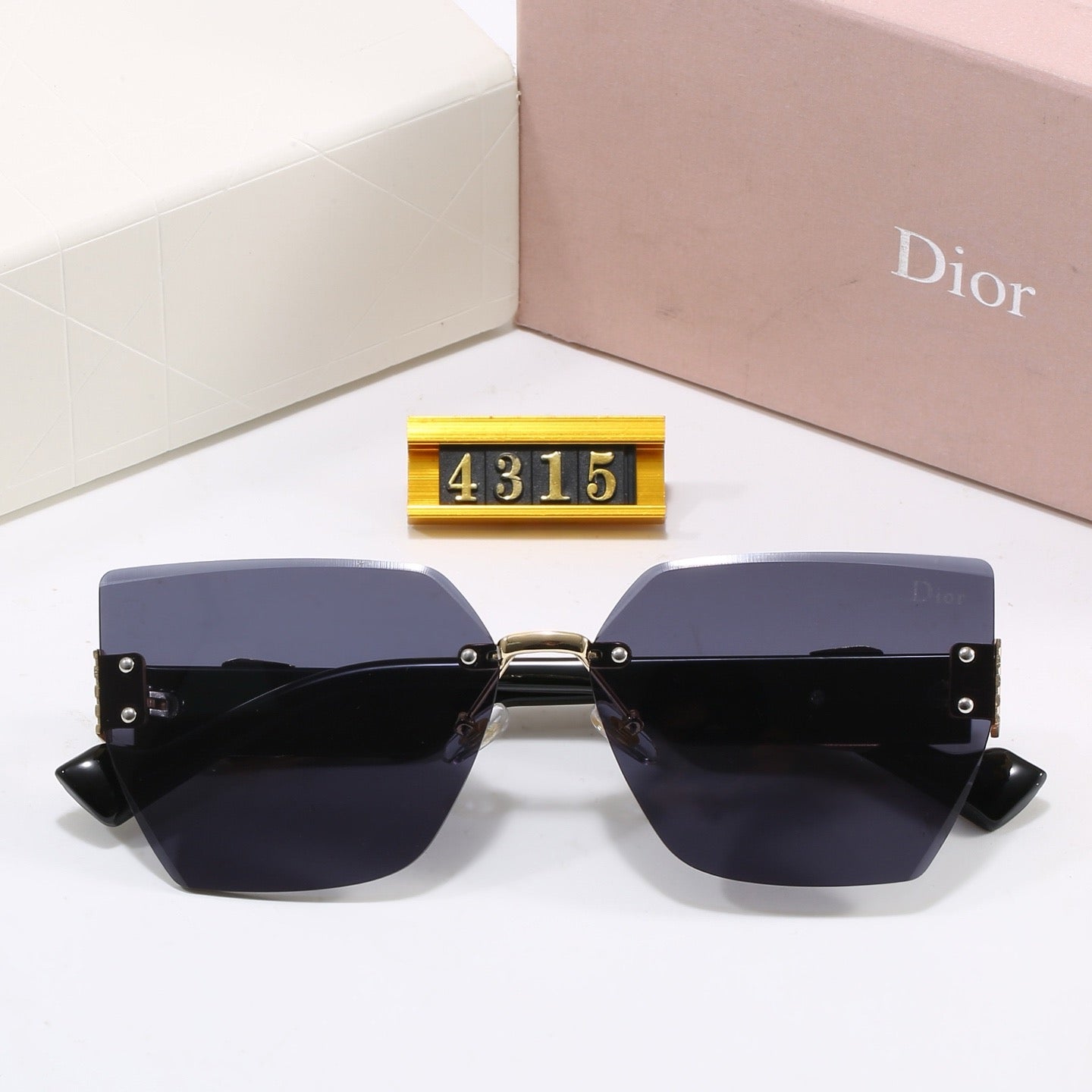 4-Color Fashion CD Sunglasses