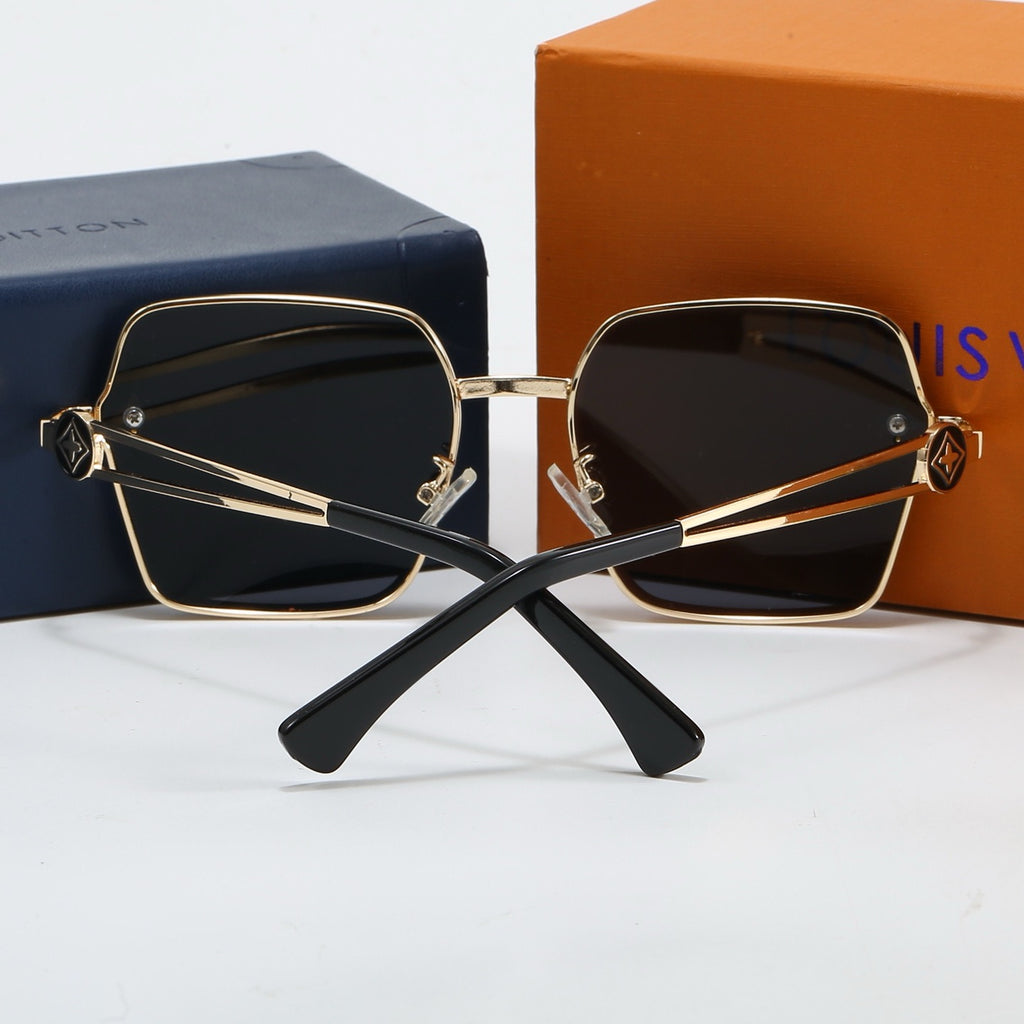 5-Color Fashionable Four-Leaf Clover Sunglasses