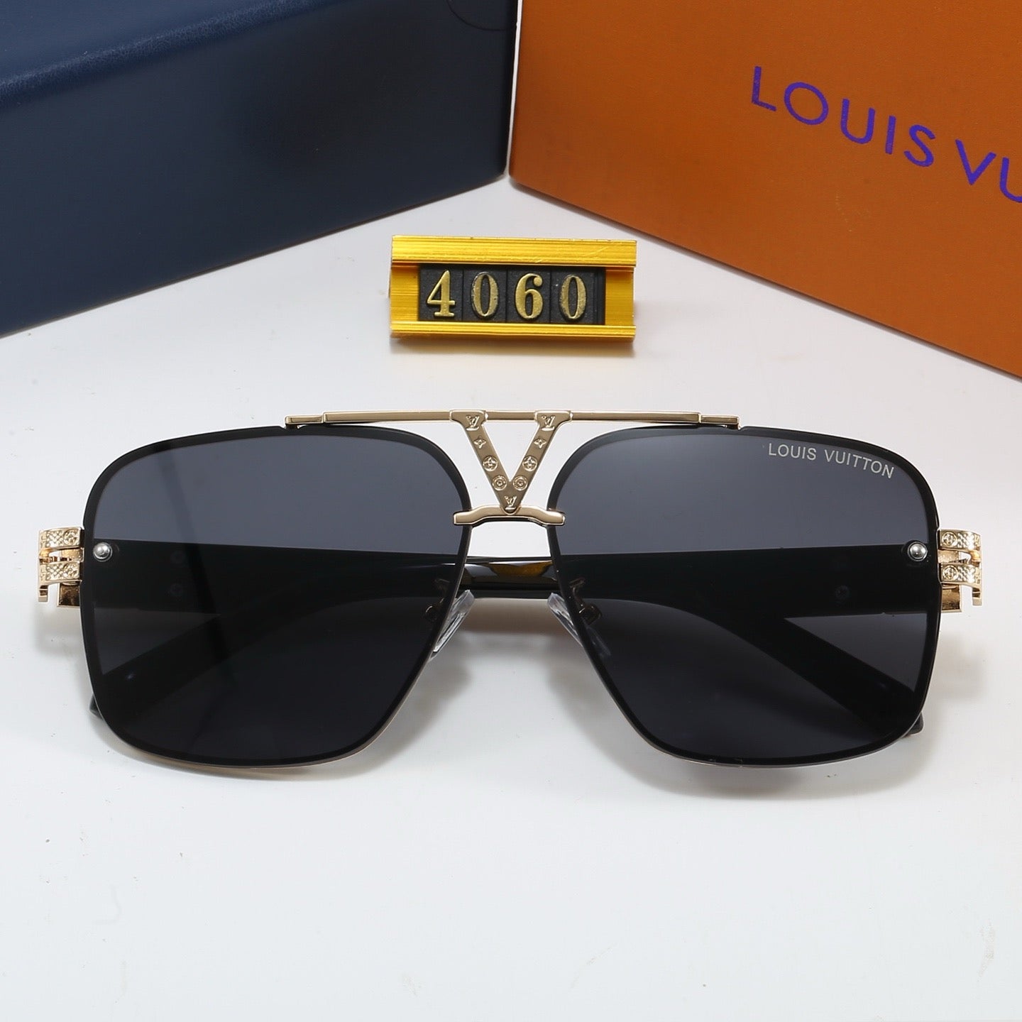 5-Color Fashionable Four-Leaf Clover Sunglasses