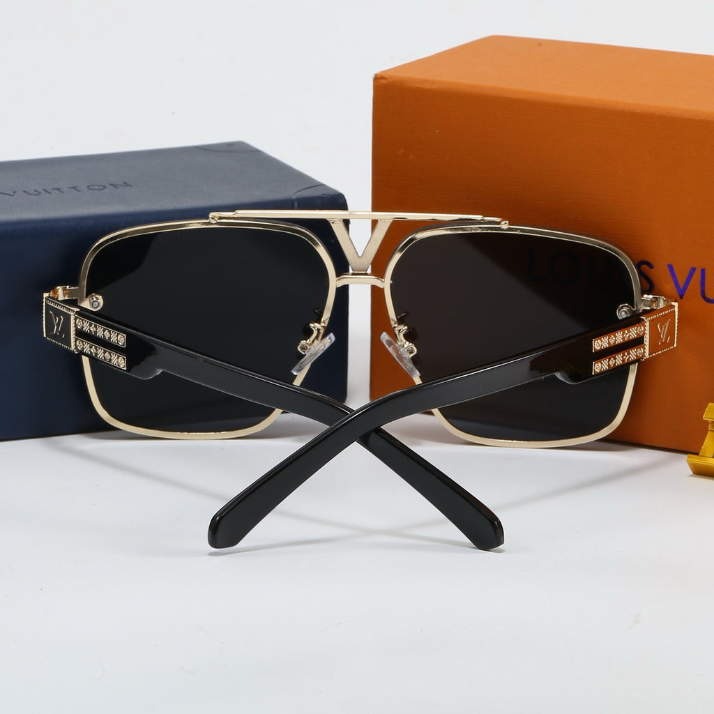 5-Color Fashionable Four-Leaf Clover Sunglasses