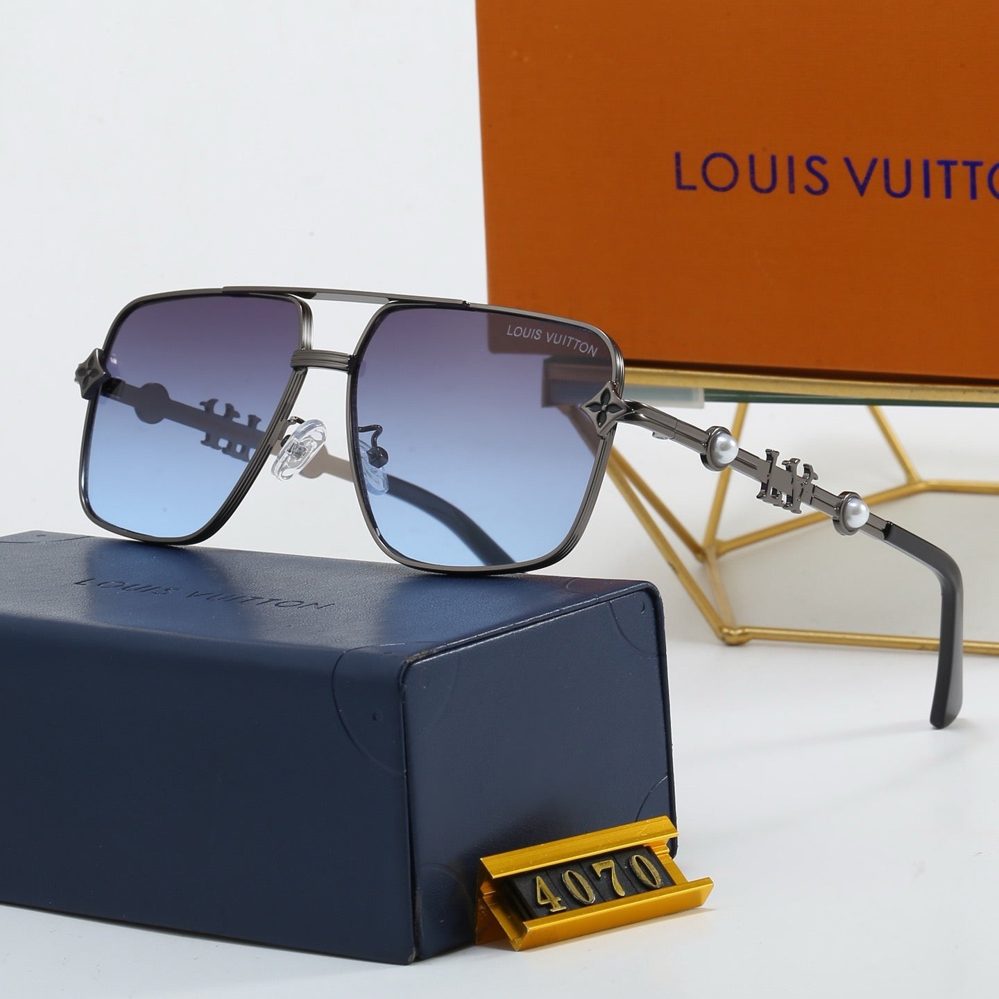 5-Color Fashionable Four-Leaf Clover Sunglasses