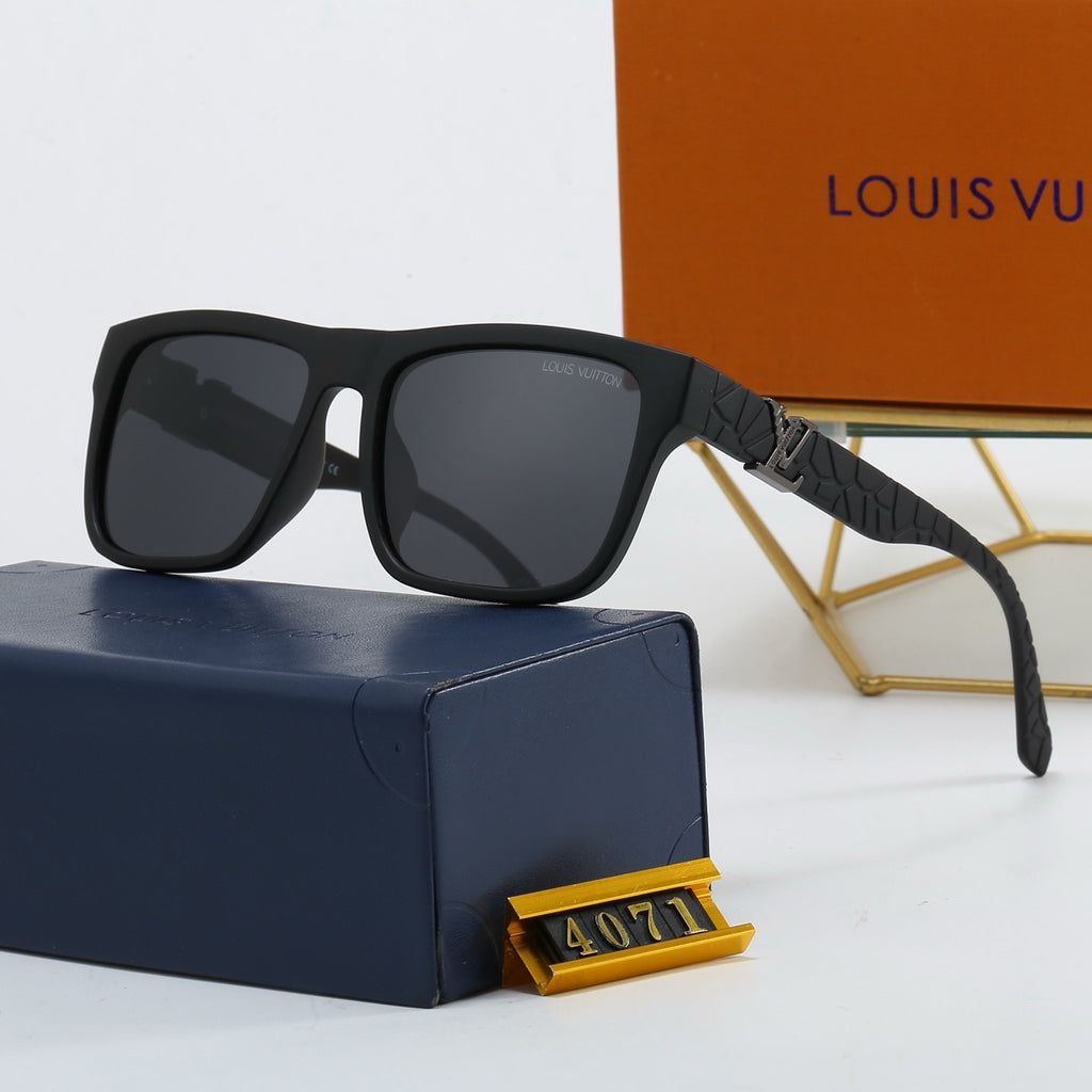 4-Color Fashionable Four-Leaf Clover Sunglasses