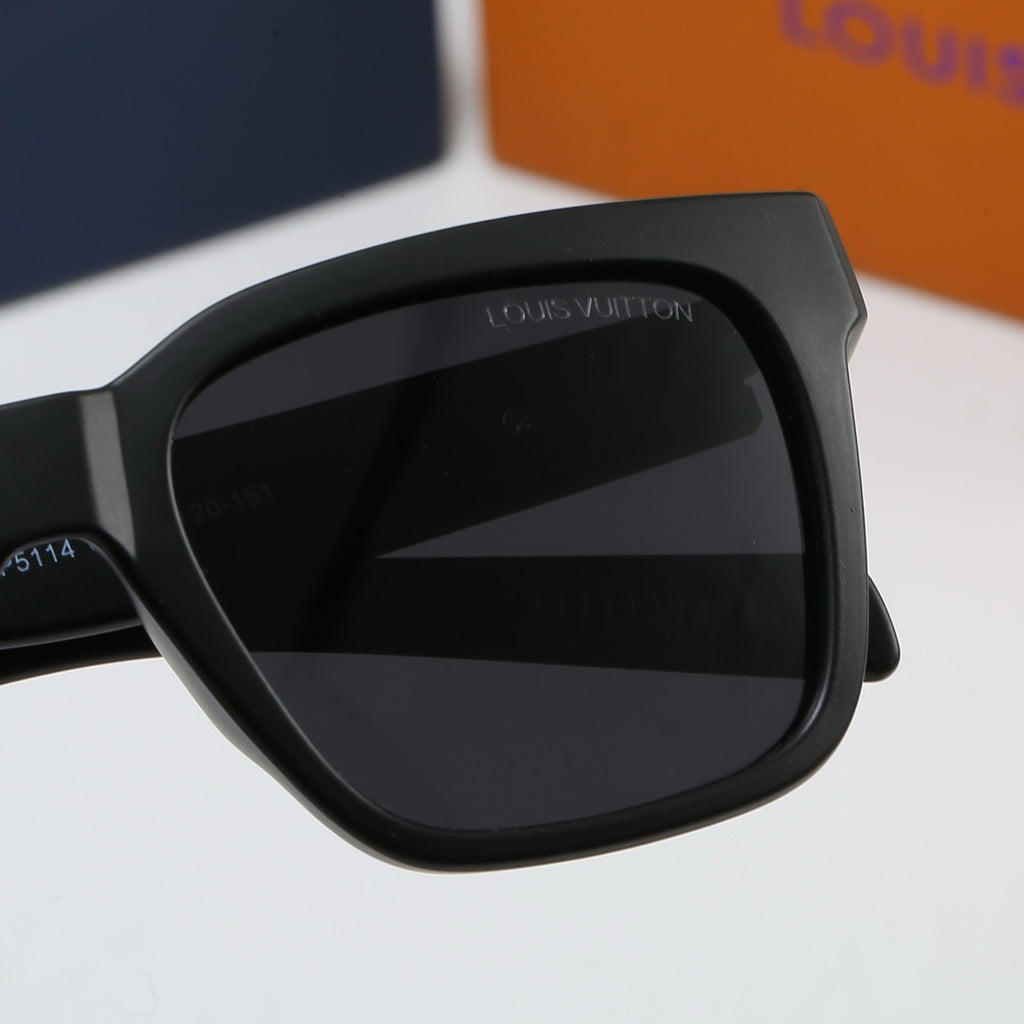 5-Color Fashionable Four-Leaf Clover Sunglasses