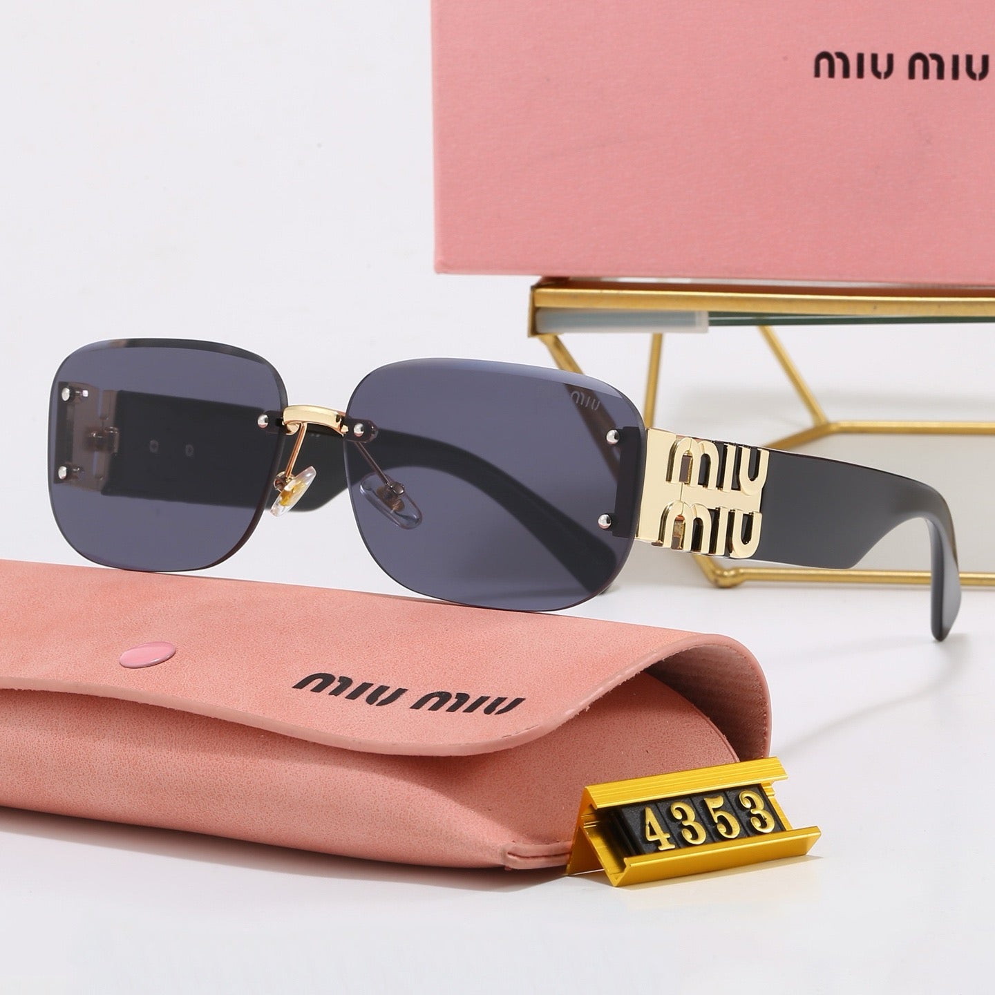 4-Color Fashion "MM" Letter Sunglasses