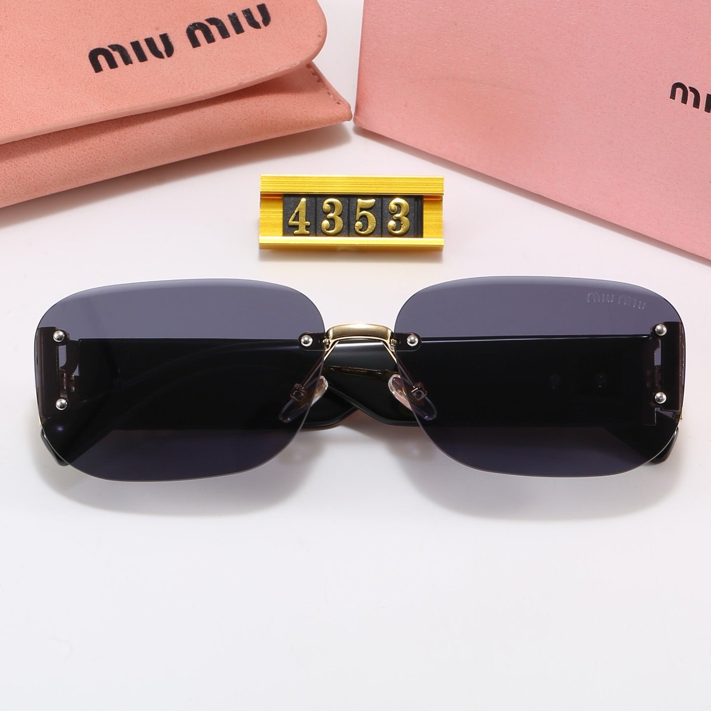 4-Color Fashion "MM" Letter Sunglasses