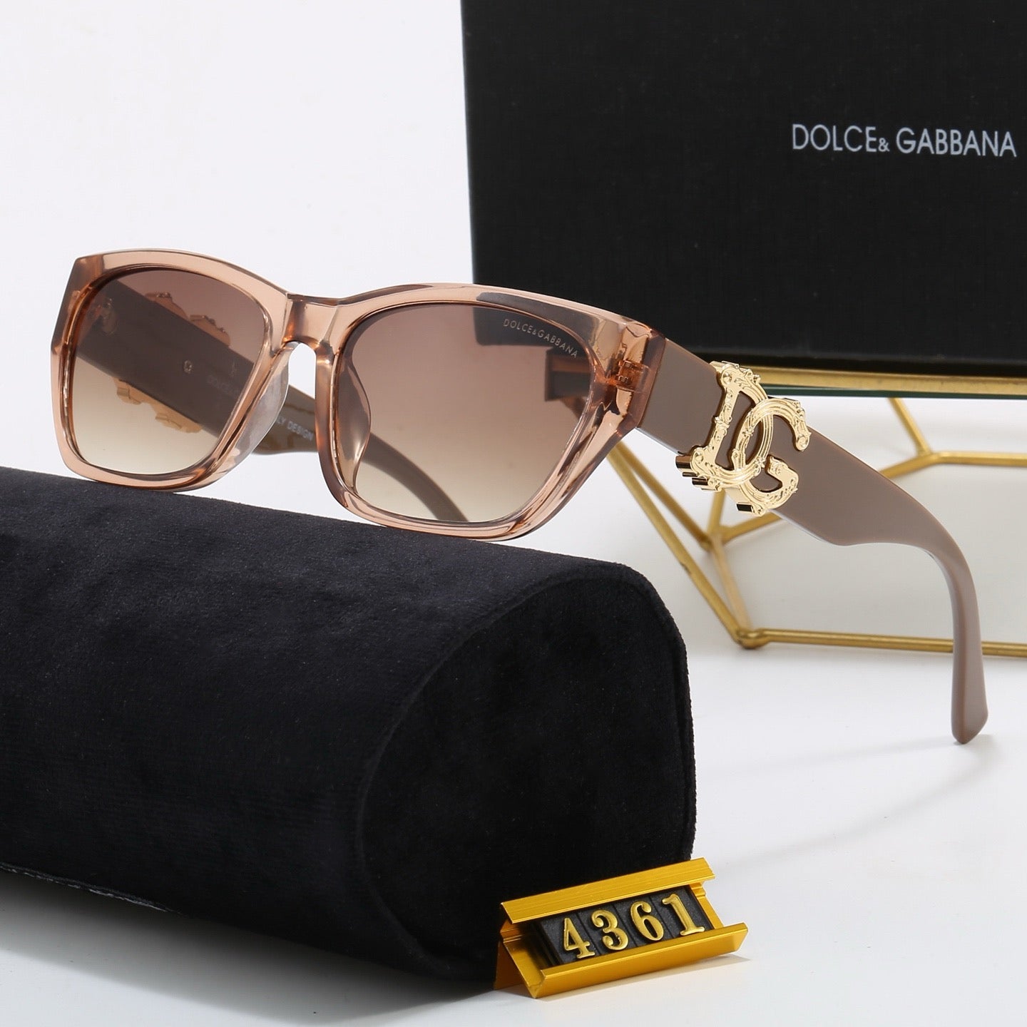 6-Color Fashion DC-Letter Sunglasses