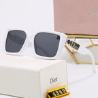 7-Color Stylish CD Letter Sunglasses