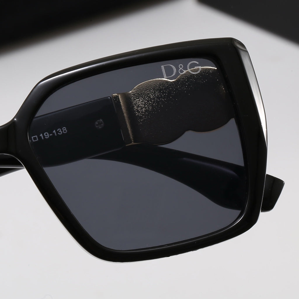 7-Color Stylish DG Letter Sunglasses