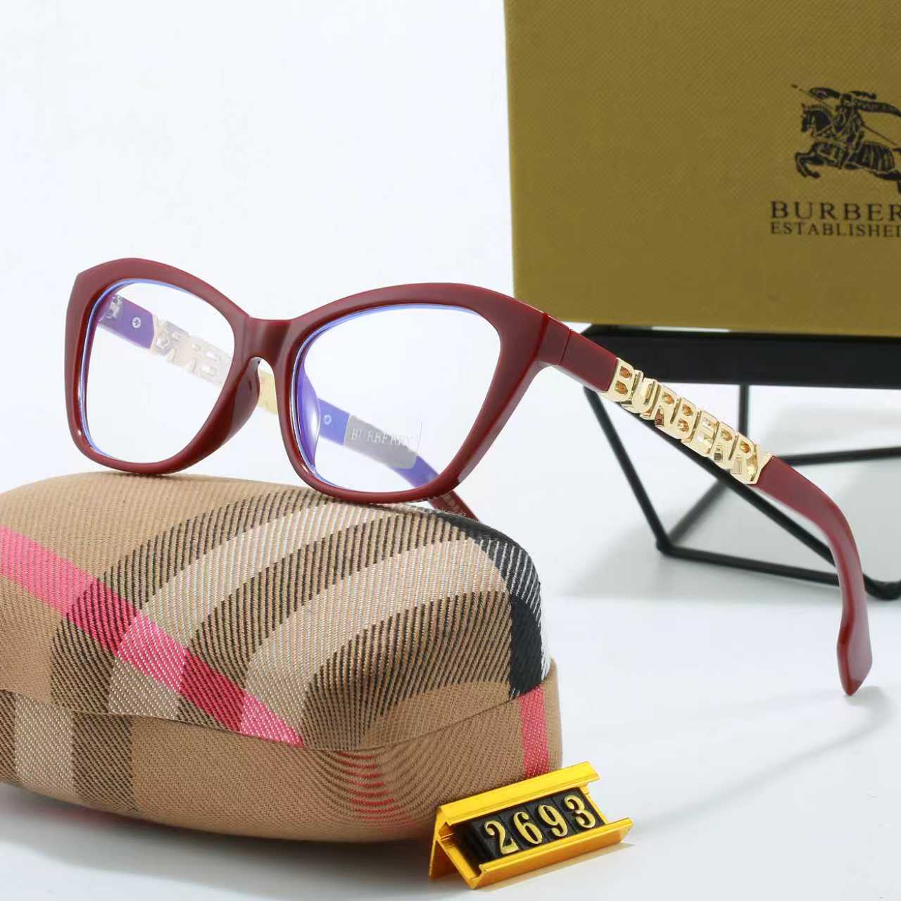 4-Color Stylish BU Letter Sunglasses