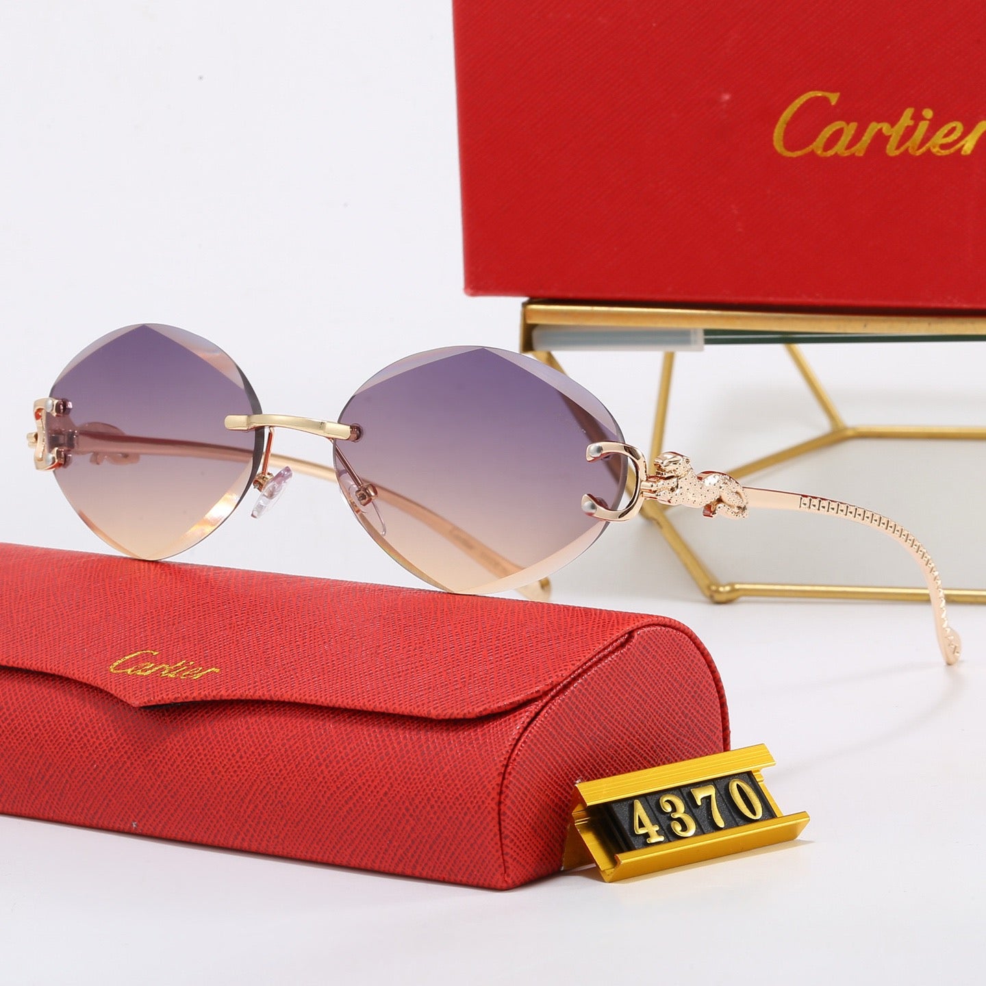 6-Color Stylish CRA Letter Sunglasses