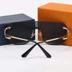 6-Color Stylish Four Leaf Clover Letter Sunglasses