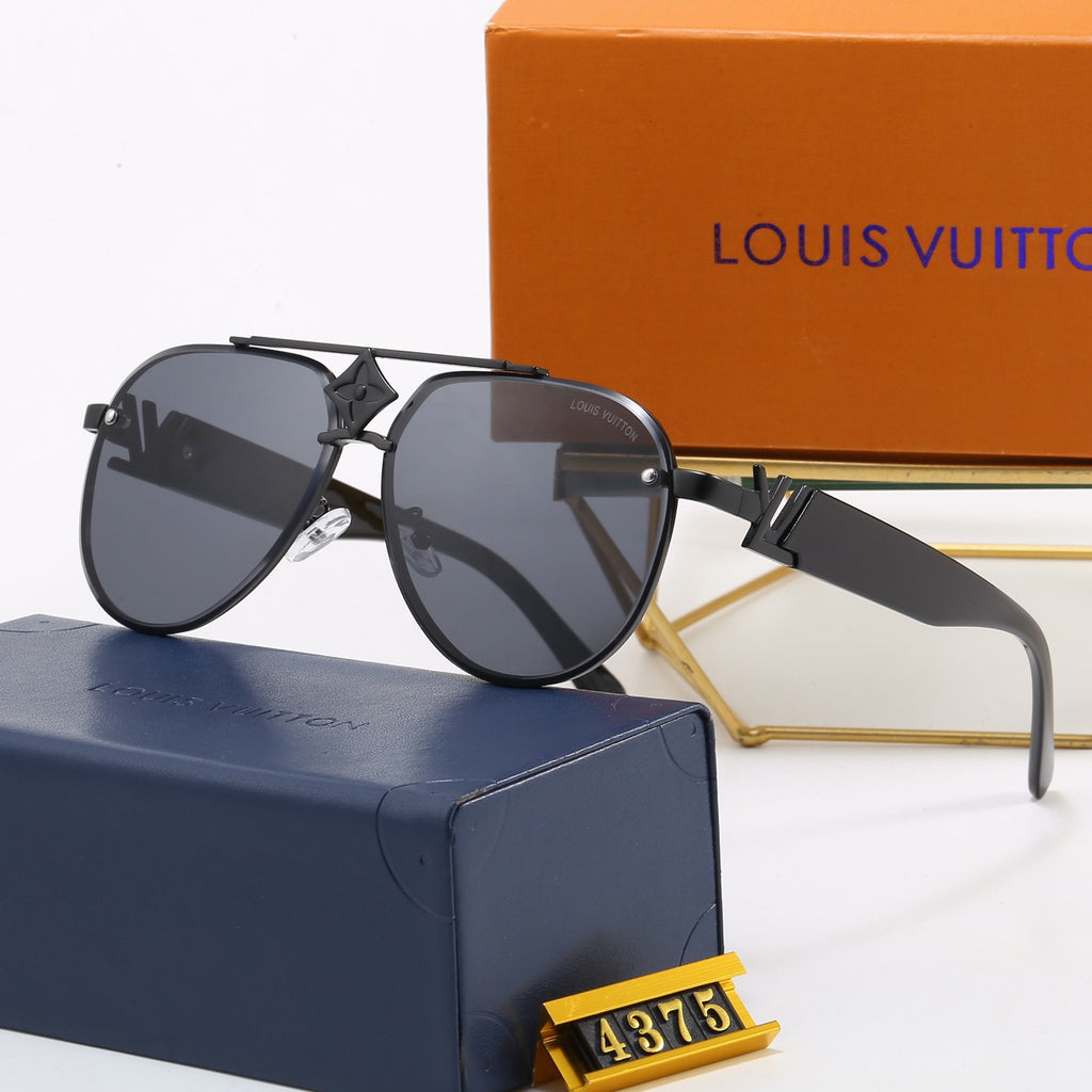 6-Color Stylish Four Leaf Clover Letter Sunglasses