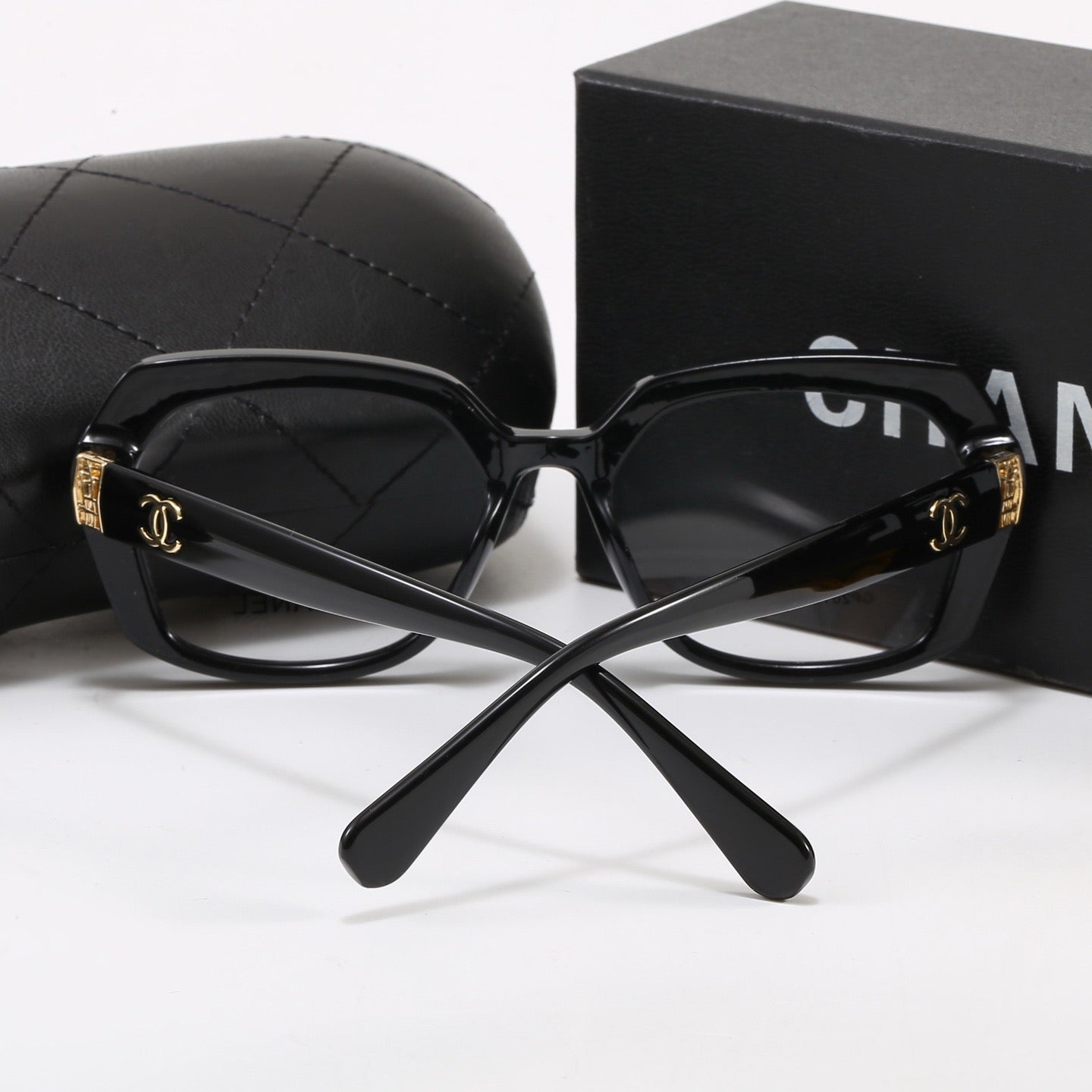 5-Color Stylish CC Letter Sunglasses