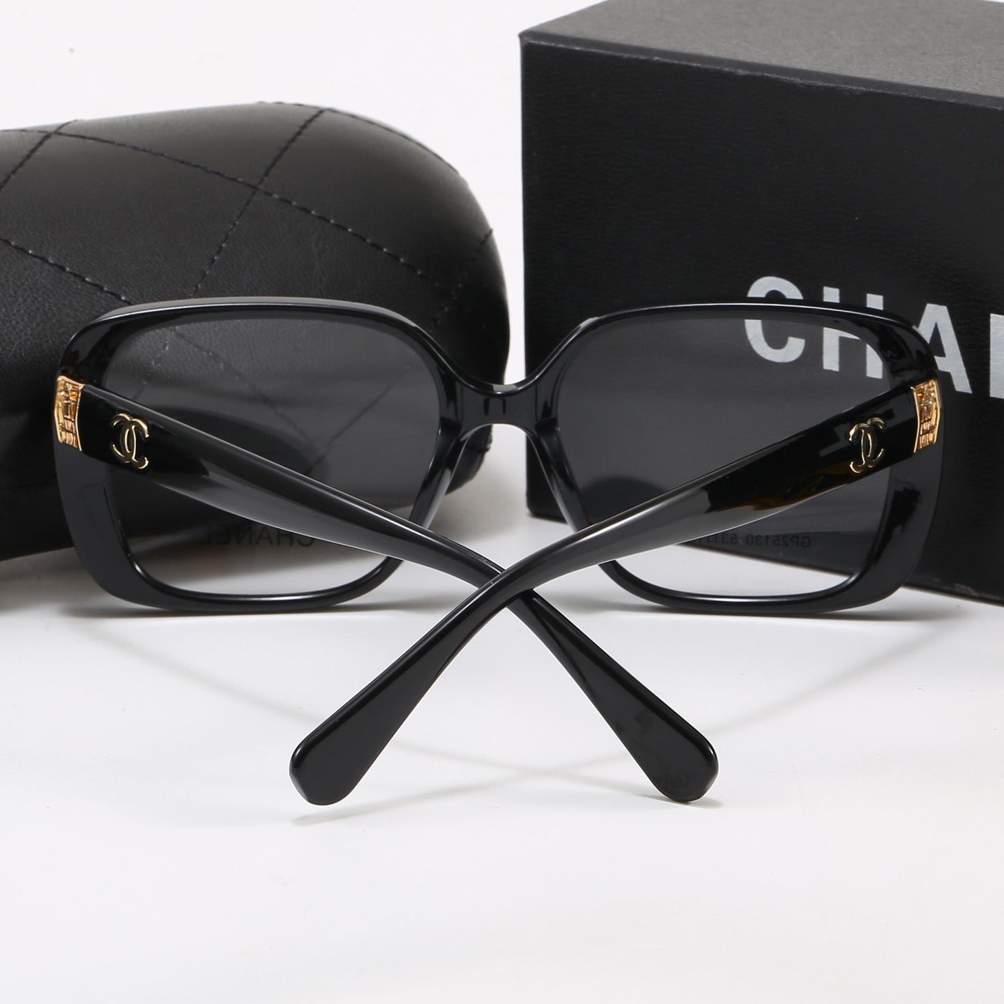 5-Color Stylish CC Letter Sunglasses