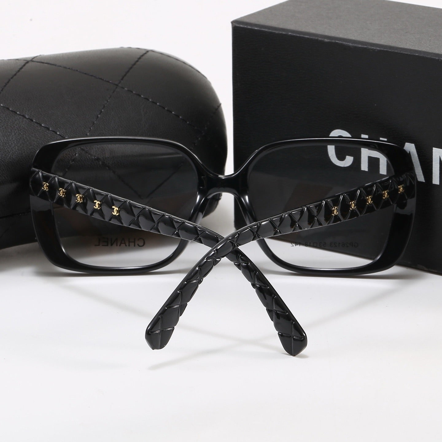 6-Color Stylish CC Letter Sunglasses