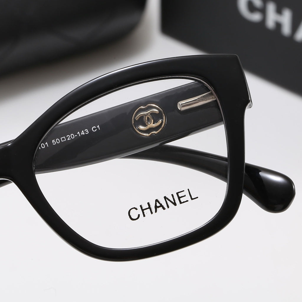 6-Color Stylish CC Letter Sunglasses