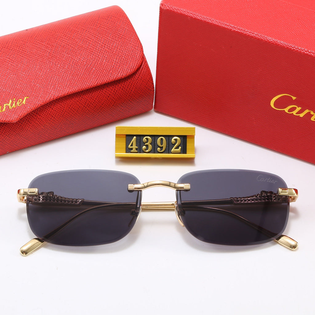 5-Color Stylish CRA Letter Sunglasses