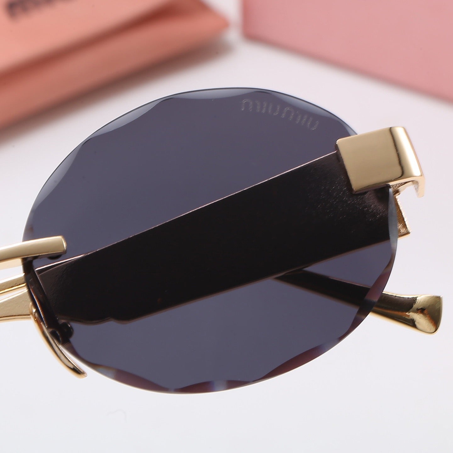 5-Color Stylish MM Letter Sunglasses