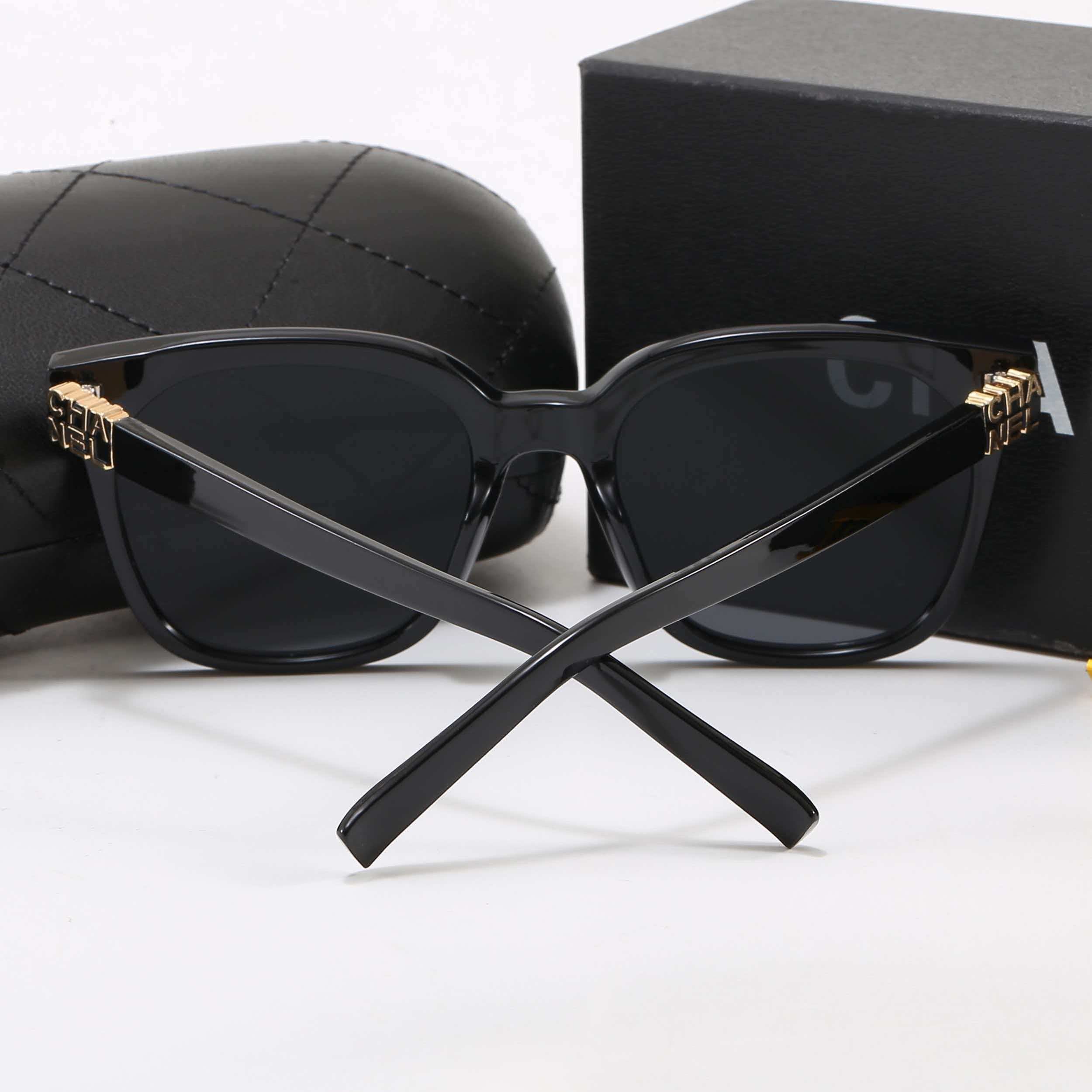 6-Color Stylish CC Letter Sunglasses