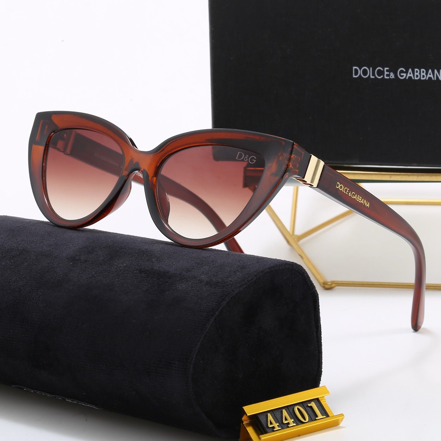 7-Color Stylish DG Letter Sunglasses