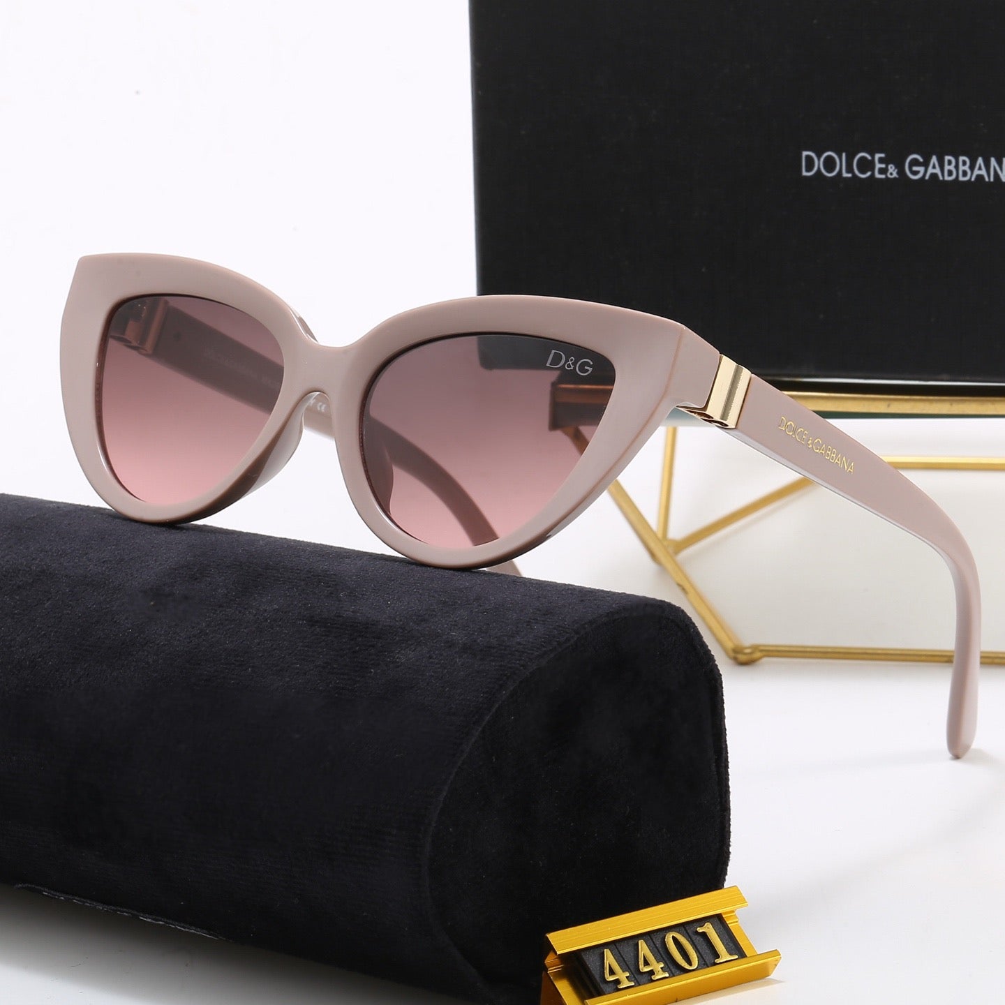 7-Color Stylish DG Letter Sunglasses