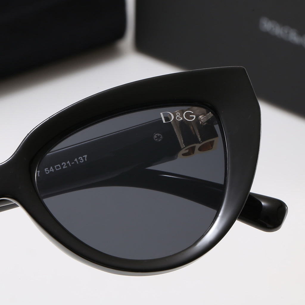 7-Color Stylish DG Letter Sunglasses