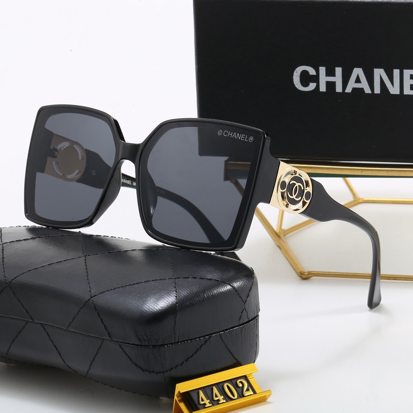 7-Color Stylish CC Letter Sunglasses
