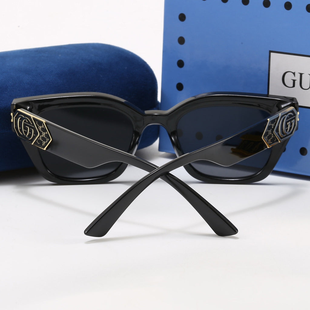 7-Color Stylish CC Letter Sunglasses