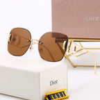 7-Color Stylish CD Letter Sunglasses