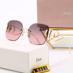 7-Color Stylish CD Letter Sunglasses
