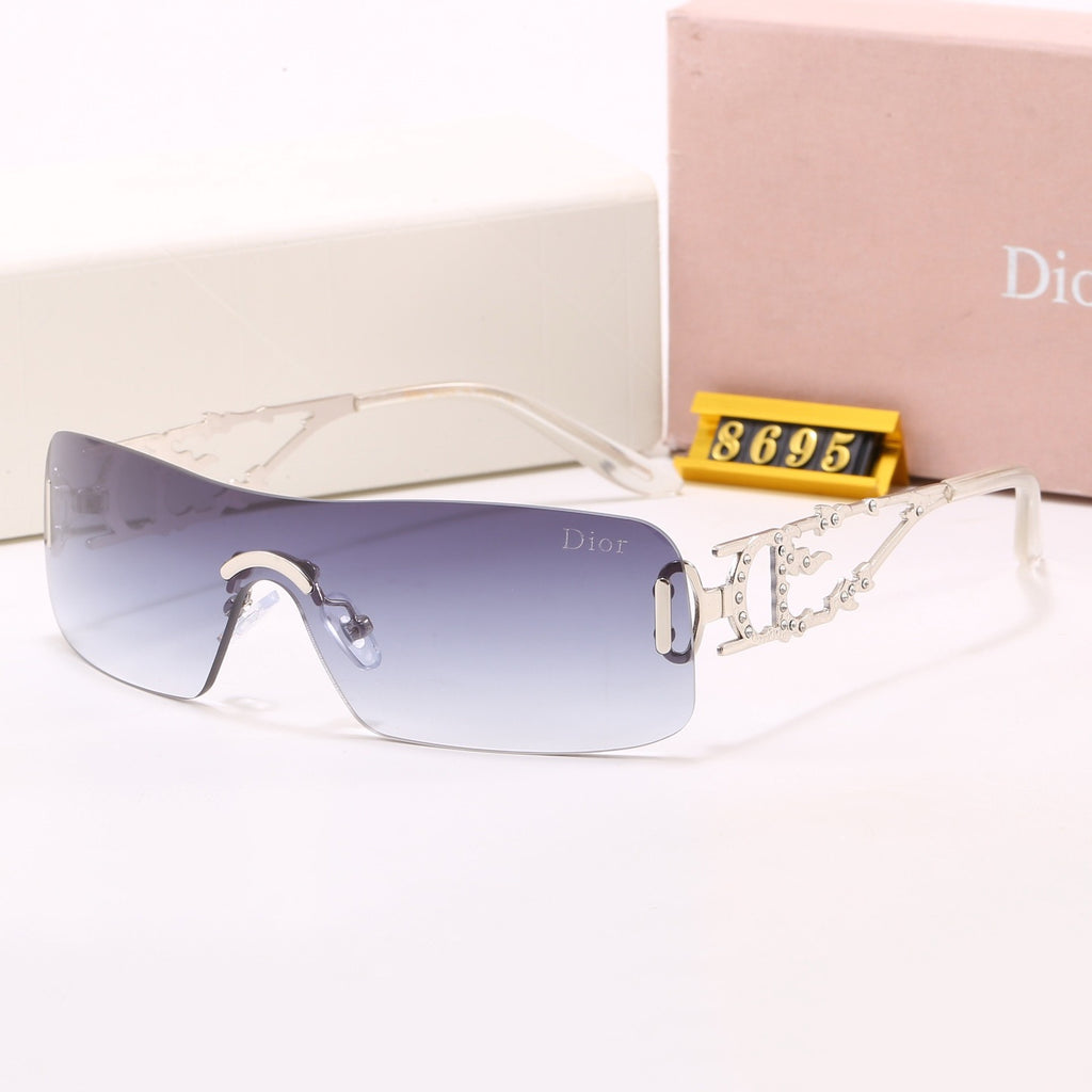 5-Color Stylish CD Letter Sunglasses