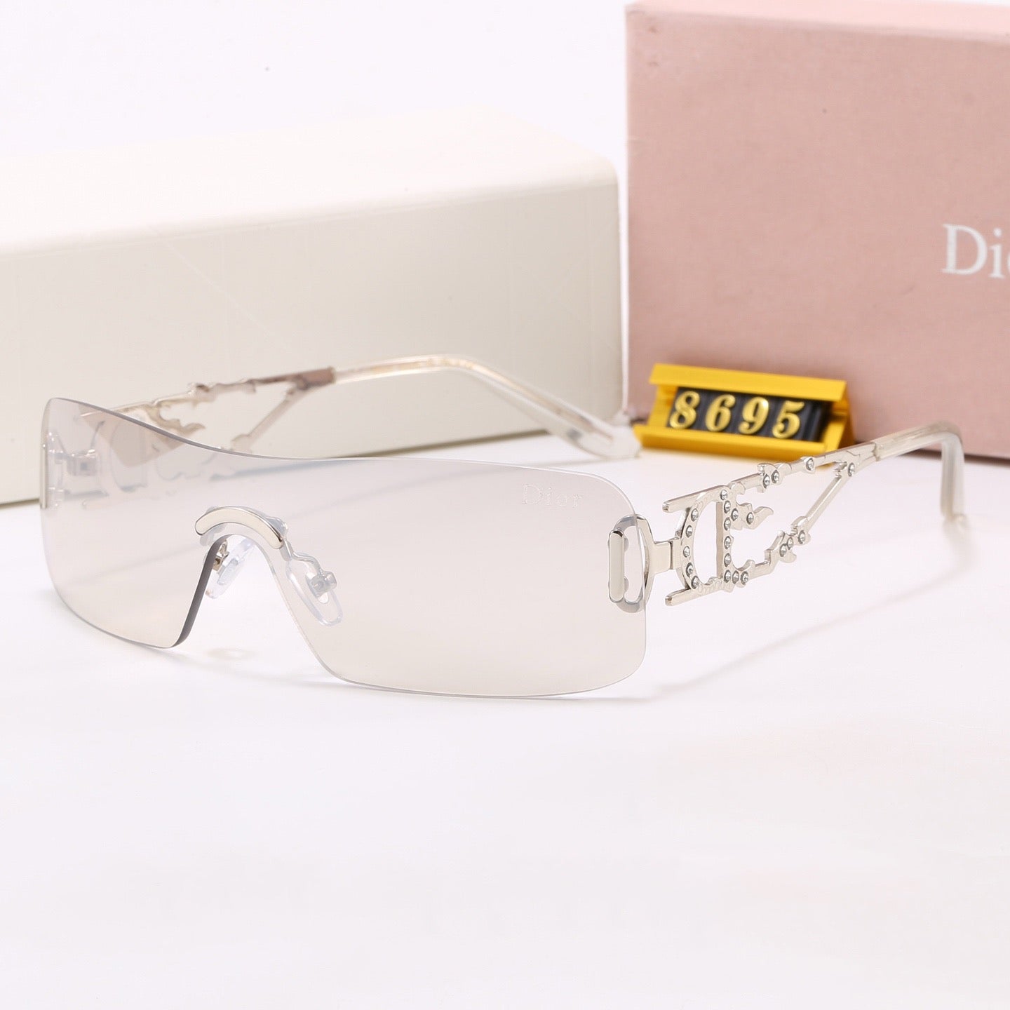 5-Color Stylish CD Letter Sunglasses