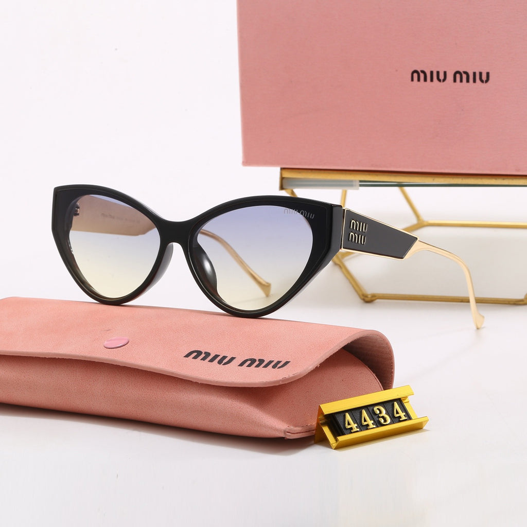 Stylish "MM" Letter Sunglasses