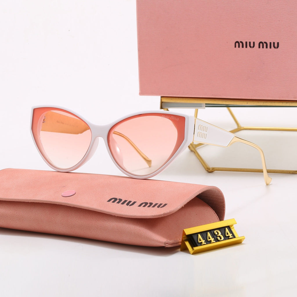 Stylish "MM" Letter Sunglasses
