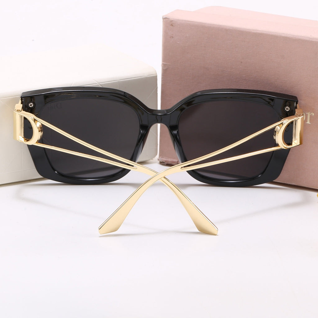 Stylish 5-Color CD Letter Sunglasses