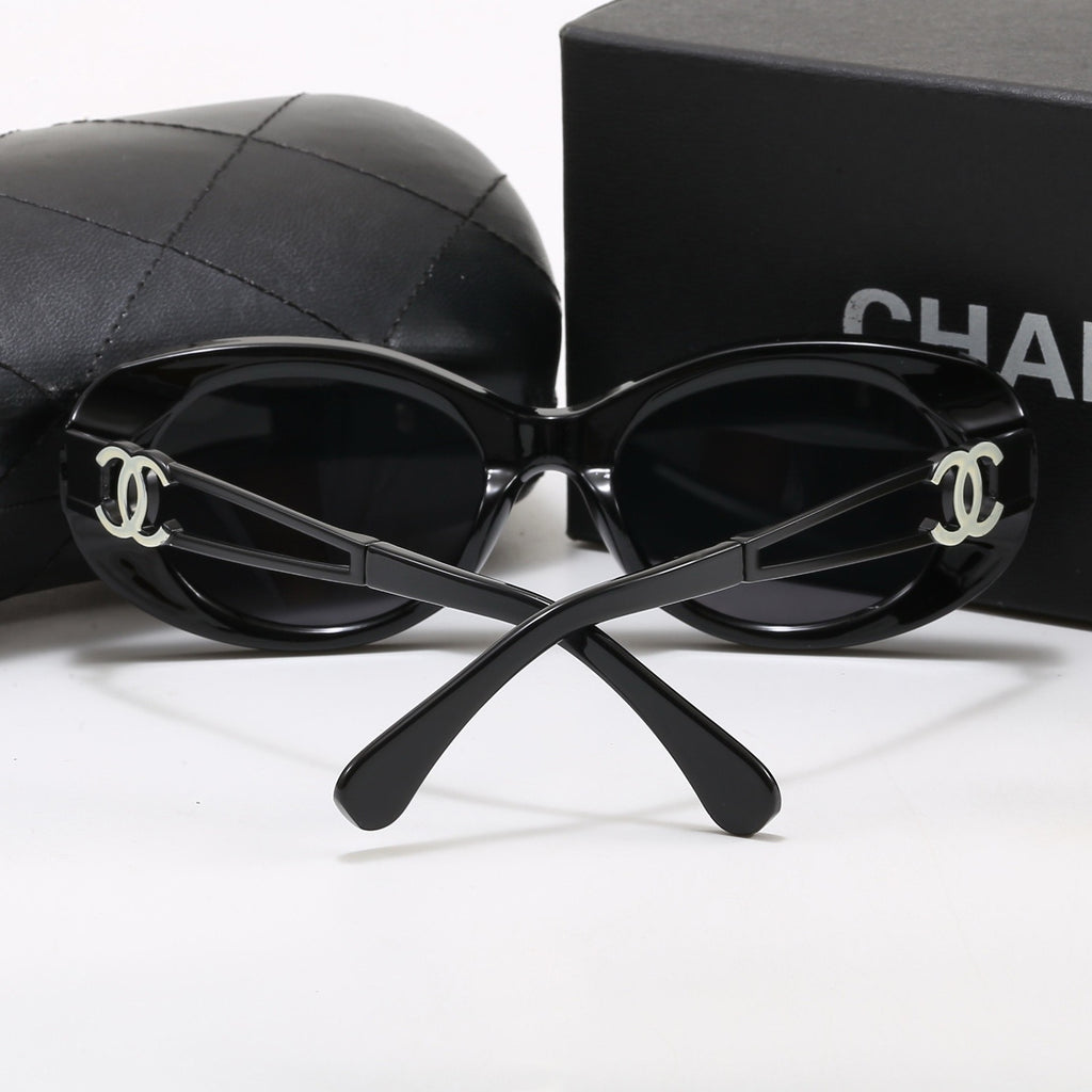 Stylish 5-Color "CC" Letter Sunglasses