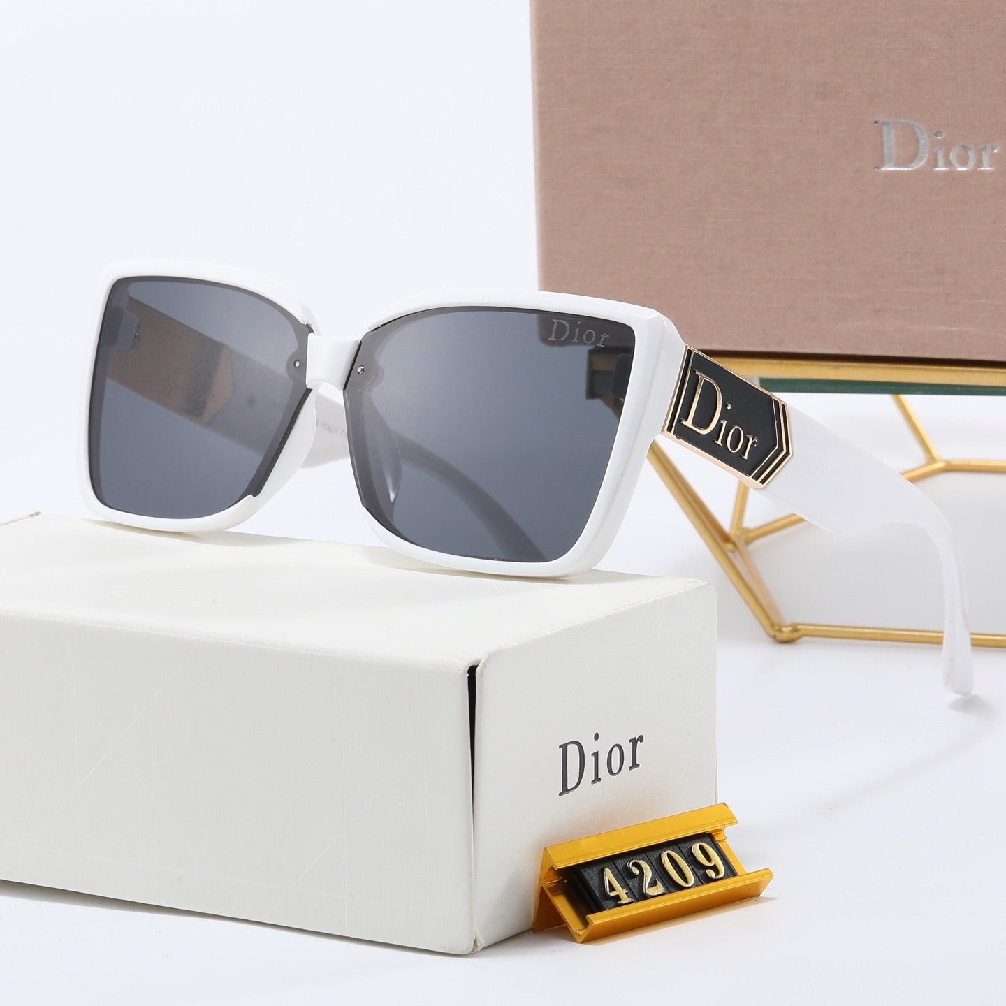 5-color fashion CD letter sunglasses