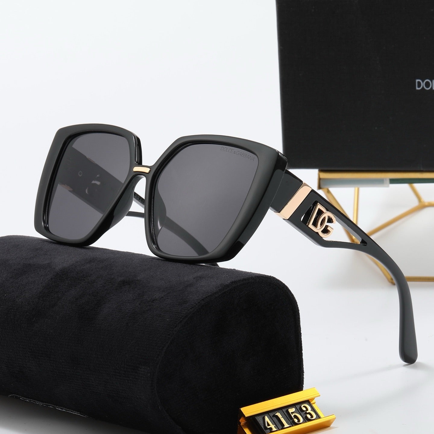 4-color fashion DG letter sunglasses