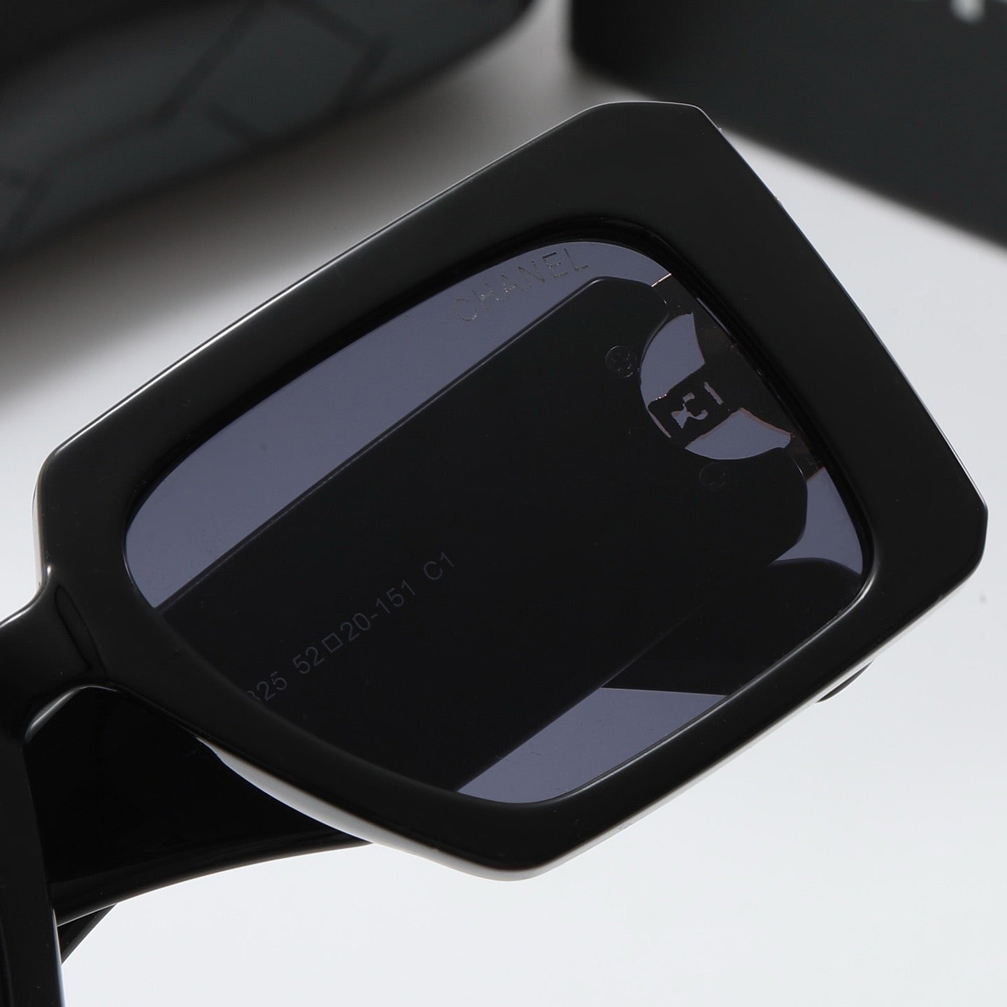 5-color fashion CC letter sunglasses