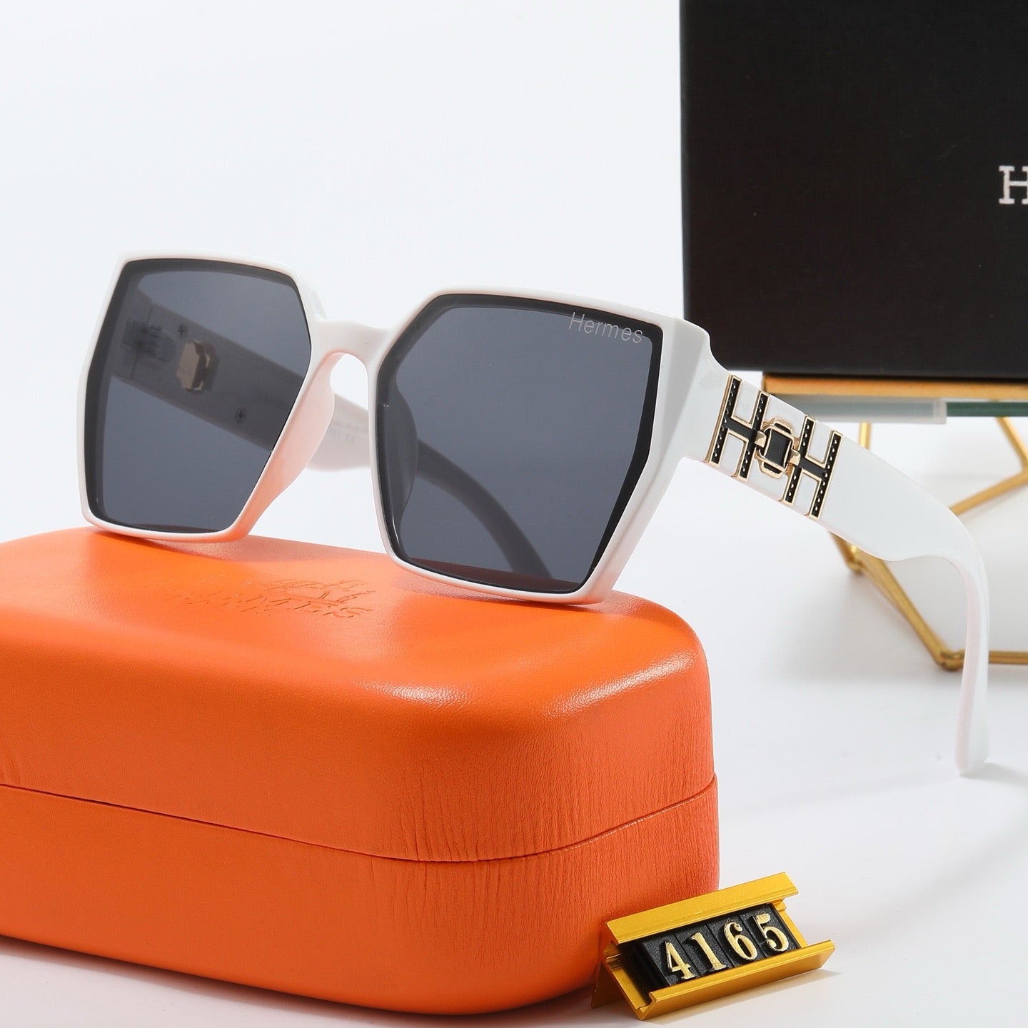 4-color fashion H letter sunglasses