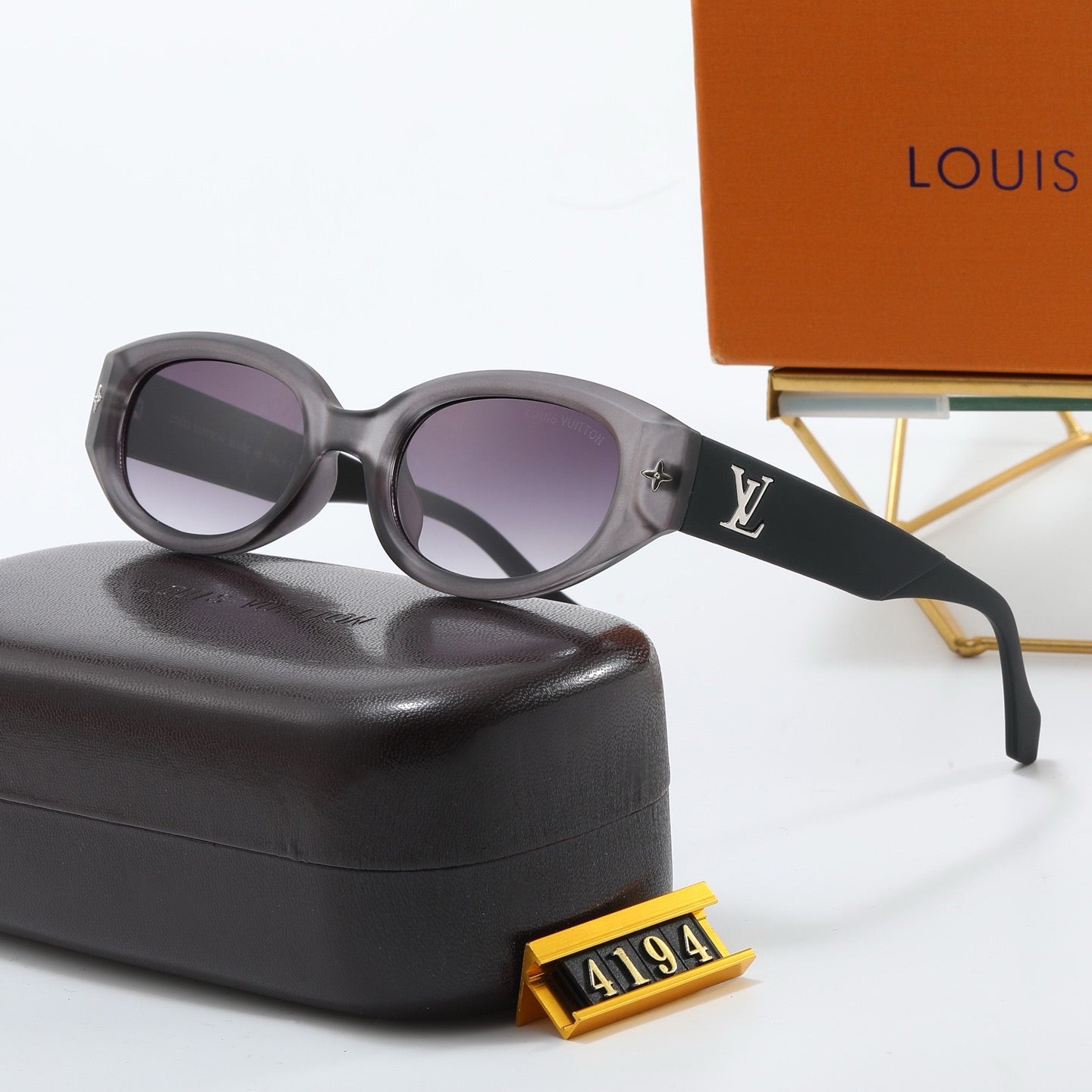 4-color fashionable four-leaf clover sunglasses