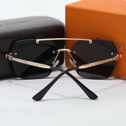 5-color fashionable four-leaf clover letter sunglasses