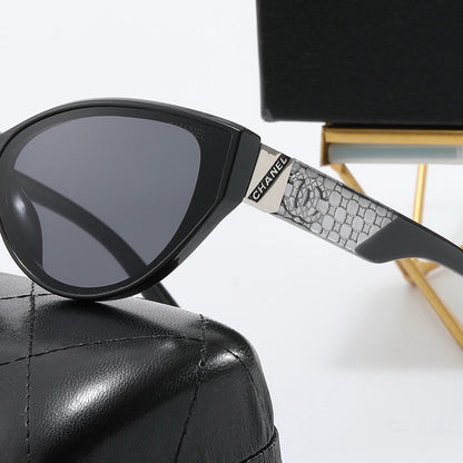 4-color fashion double C letter sunglasses