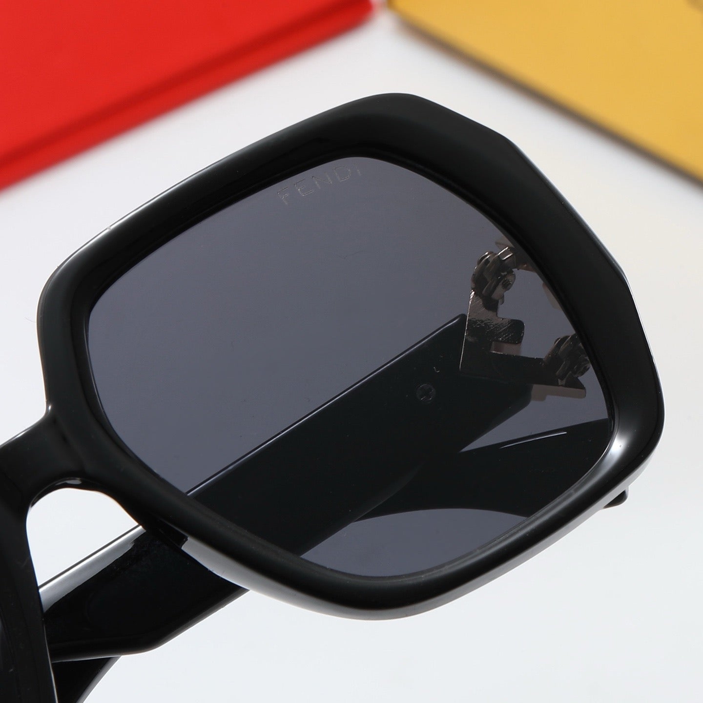 4-color fashion FF sunglasses