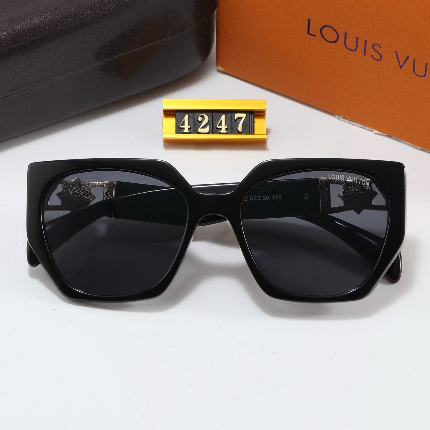 5-color fashionable four-leaf clover letter sunglasses