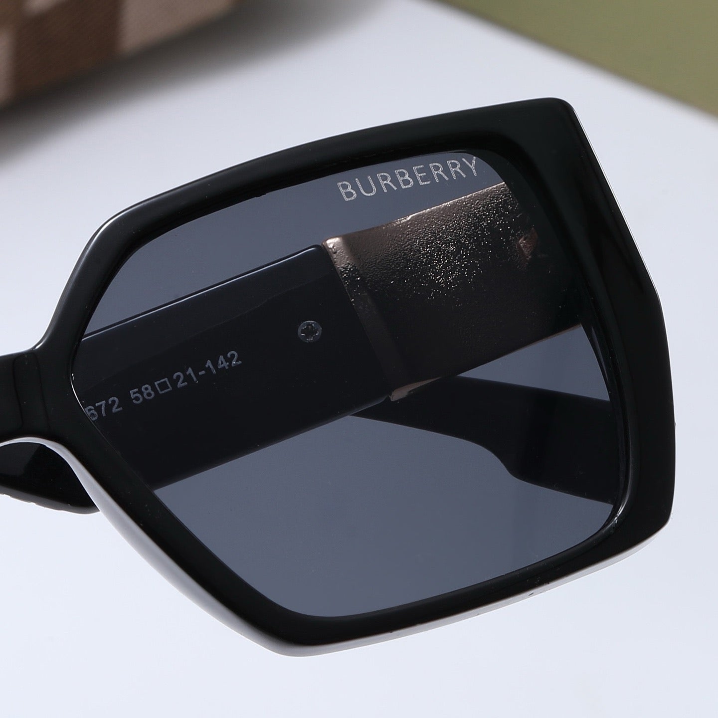 5-color fashionable BUR letter sunglasses