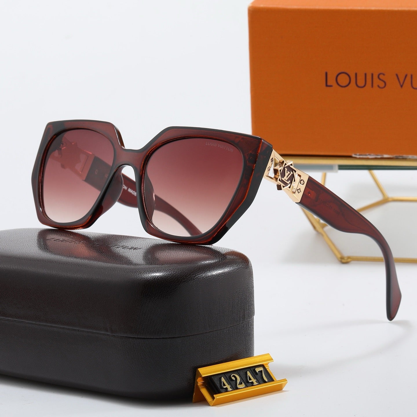 5-color fashionable four-leaf clover letter sunglasses